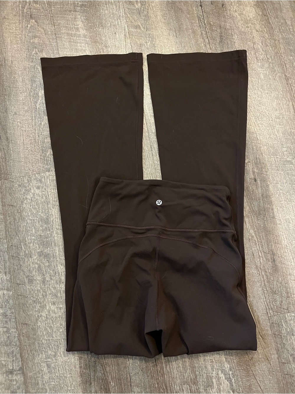 Lululemon Groove Nulu High Rise Flare Pant - size 6 - brown - Picture 3 of 3